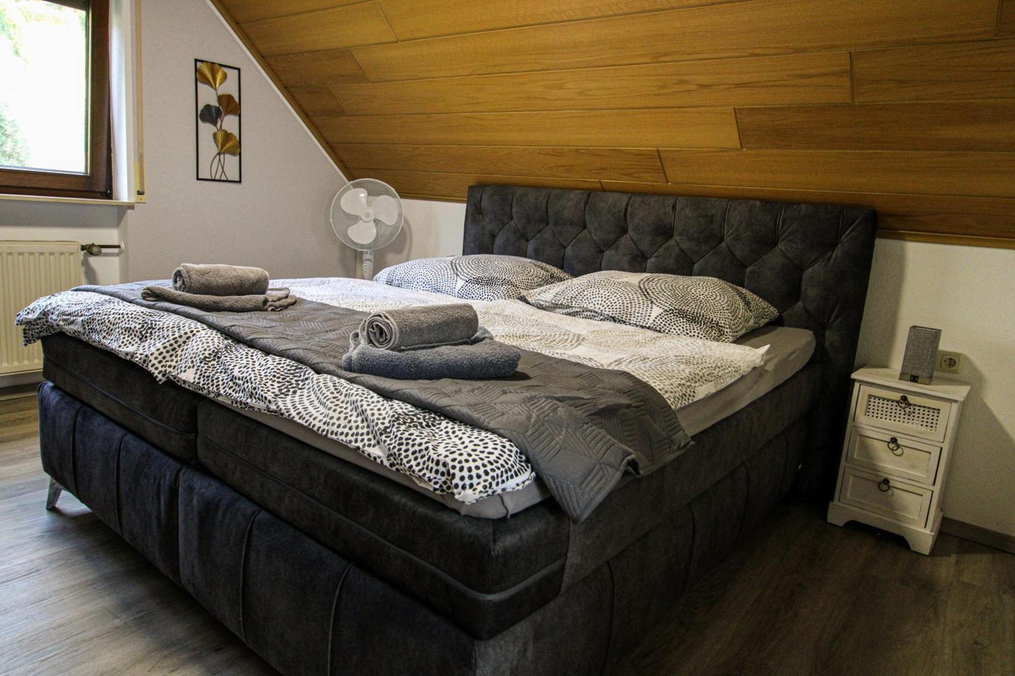 Stilvolle Wellness-Ferienwohnung In Neef Whirlpool, Sauna, Grill, Fitness, Billard & Moselblick Exterior photo